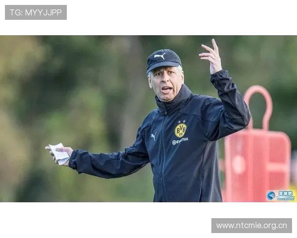 68岁法夫尔告别教练席德法多队名帅落幕足球生涯执教传奇画上句号